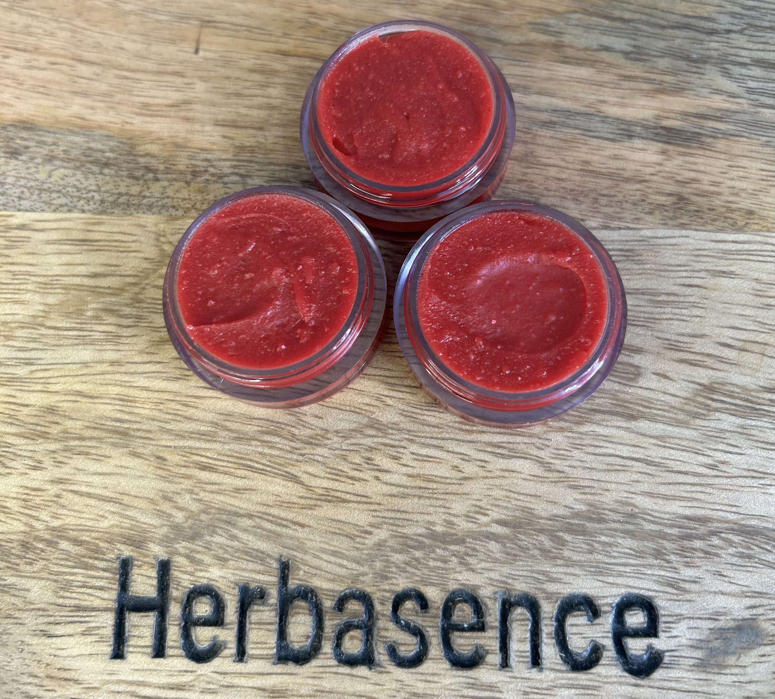 ORGANIC BEETROOT LIP BALM- TINTED 